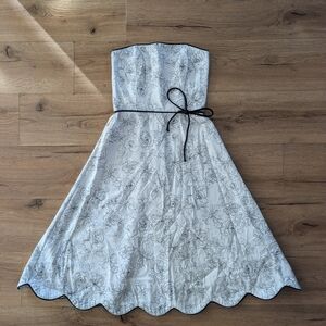 White House Black Market Black and White Floral Scarf